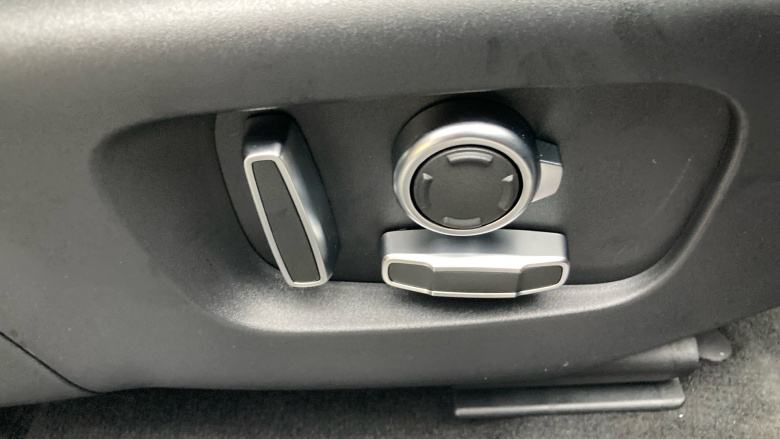 Land Rover Range Rover Evoque 2.0 D200 Autobiography 5dr Auto [Revised] Diesel Hatchback